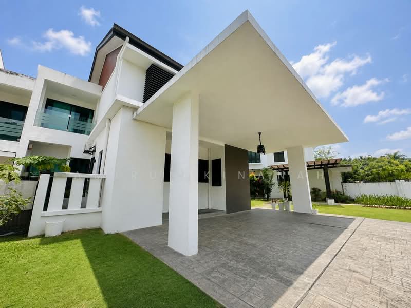 Semi-Detached House for Sale in Cyberjaya (Selangor) - Amirun Kinanah - Exterior - PropertyGuru.com.my
