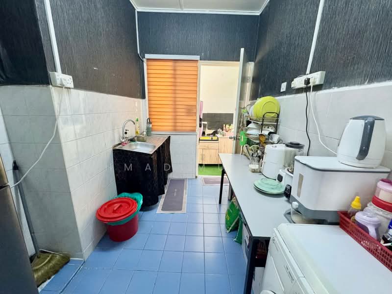 Apartment for Sale at Sri Wira Rivera Rise - Ahmad Muslim - Kitchen - PropertyGuru.com.my