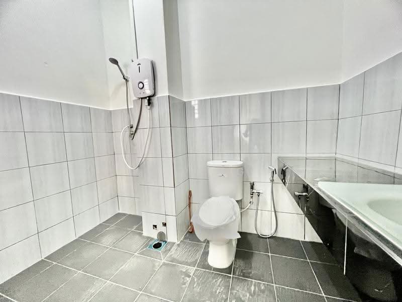 2-storey Terraced House for Rent in Taman Tun Dr Ismail (Kuala Lumpur) - Yin Peng . - Bathroom - PropertyGuru.com.my