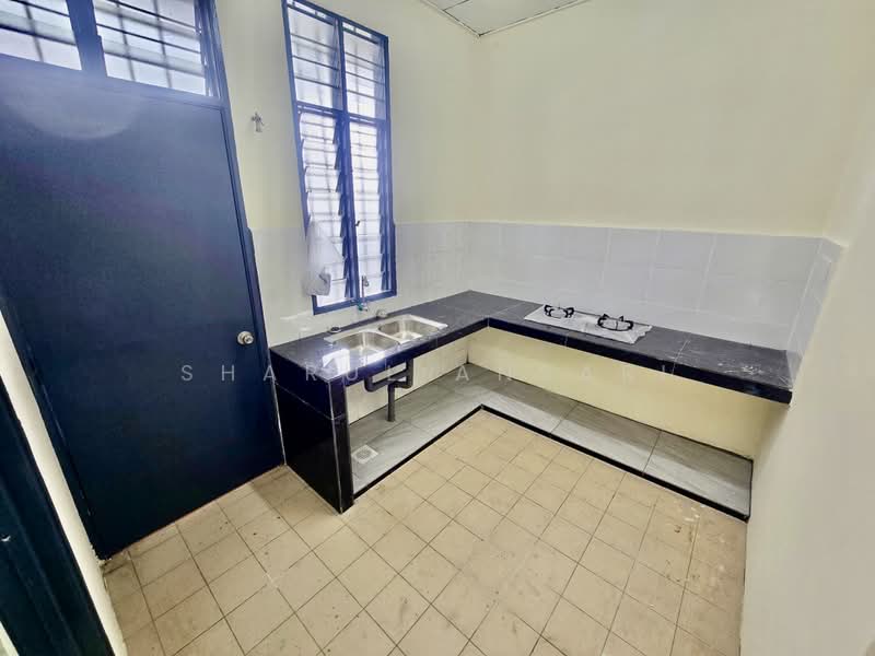 Rumah Teres 1-Tingkat untuk Dijual di Taman Desa Pd (Linggi) - Sharul Ansari - Kitchen - PropertyGuru.com.my
