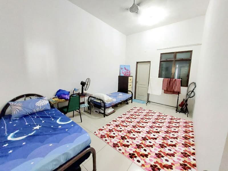 Rumah Teres untuk Dijual di Nada Alam (Pajam) - Hassan Basri Suhaimi - Bedroom - PropertyGuru.com.my