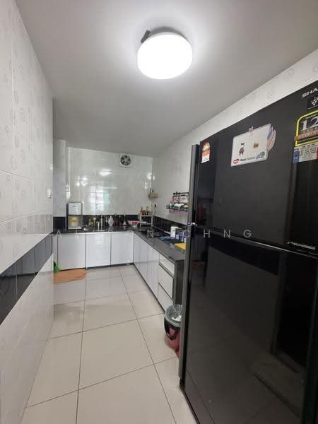 Condominium for Sale at The Oasis - Alison Chng - Kitchen - PropertyGuru.com.my