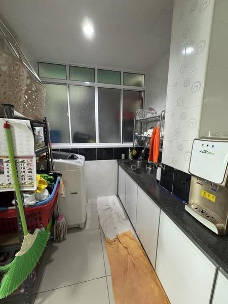 Condominium for Sale at The Oasis - Alison Chng - Kitchen - PropertyGuru.com.my