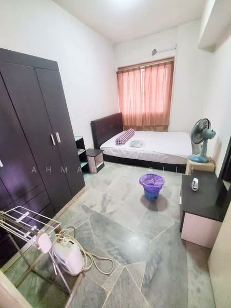 Pangsapuri untuk Dijual di Ascadia Lake View Apartment - Ahmad Muslim - PropertyGuru.com.my