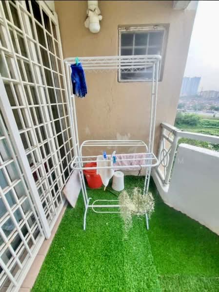 Pangsapuri untuk Dijual di Ascadia Lake View Apartment - Ahmad Muslim - PropertyGuru.com.my