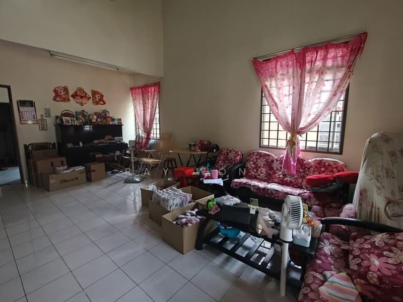 Semi-Detached House for Sale in Johor Bahru (Johor) - Ray Wong - Living Room - PropertyGuru.com.my