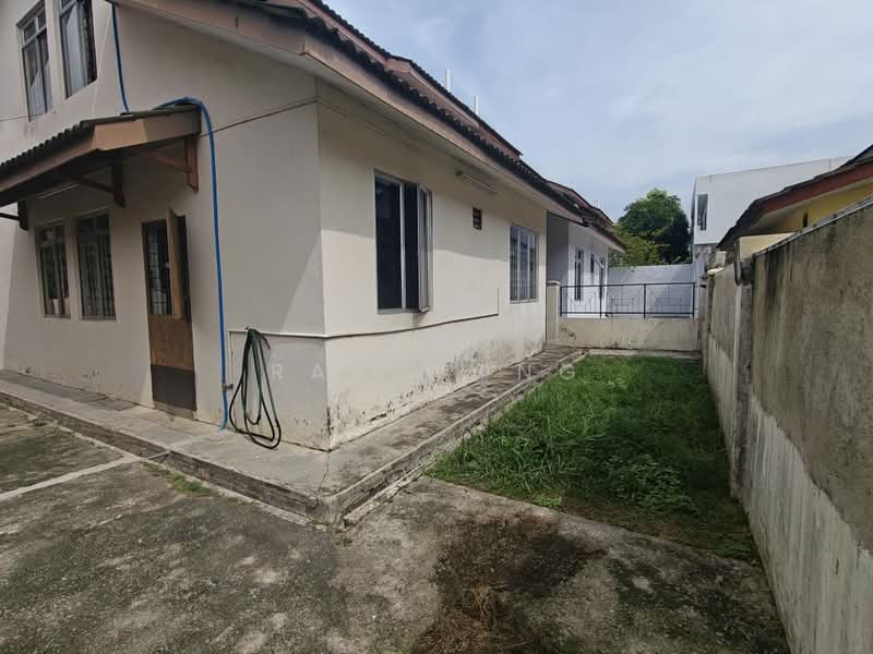 Semi-Detached House for Sale in Johor Bahru (Johor) - Ray Wong - Exterior - PropertyGuru.com.my