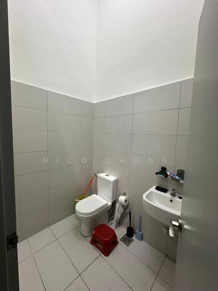 2-storey Terraced House for Sale in Johor Bahru (Johor) - Nico Chong - Bathroom - PropertyGuru.com.my