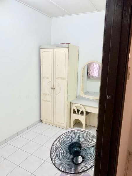 Pangsapuri untuk Dijual di Tulip Apartment - Ahmad Muslim - Bedroom - PropertyGuru.com.my