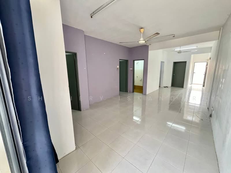 Apartment for Sale at Ria Apartment - Shaziery Iskandar - Living Room - PropertyGuru.com.my