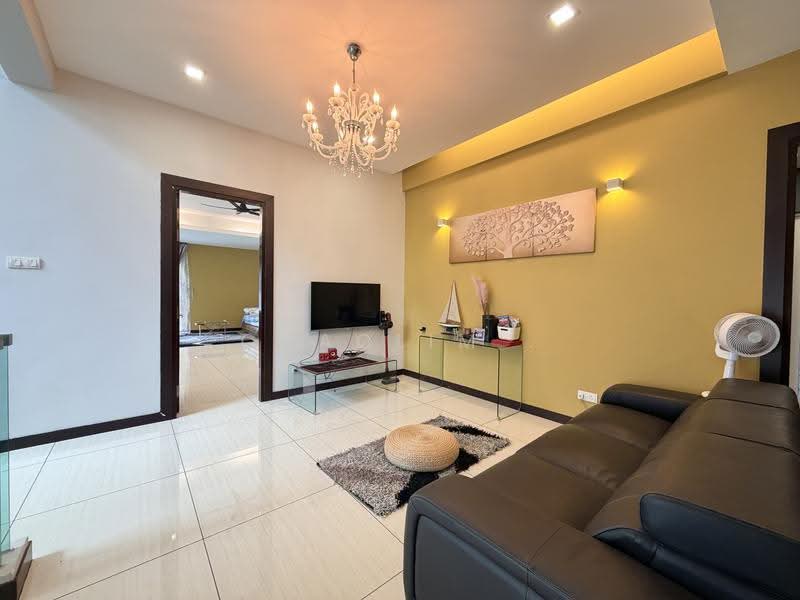 Bungalow House untuk Dijual di Bandar Mahkota Cheras (Cheras) - ChaoLim . - Living Room - PropertyGuru.com.my