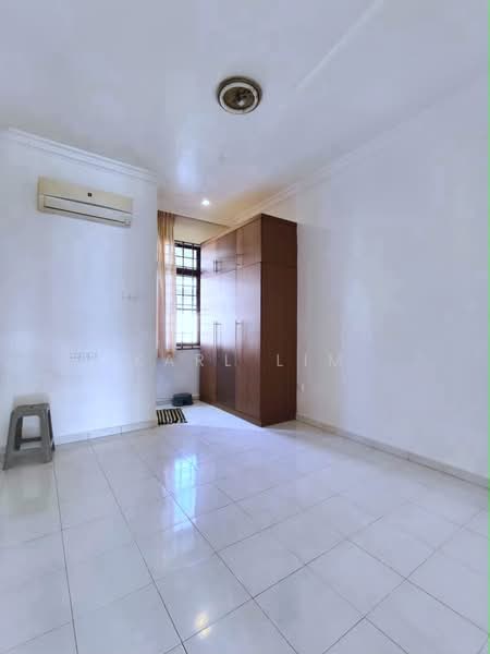 Rumah Teres 2-Tingkat untuk Dijual di Taman Desa Cemerlang (Ulu Tiram) - Karl Lim - Bedroom - PropertyGuru.com.my