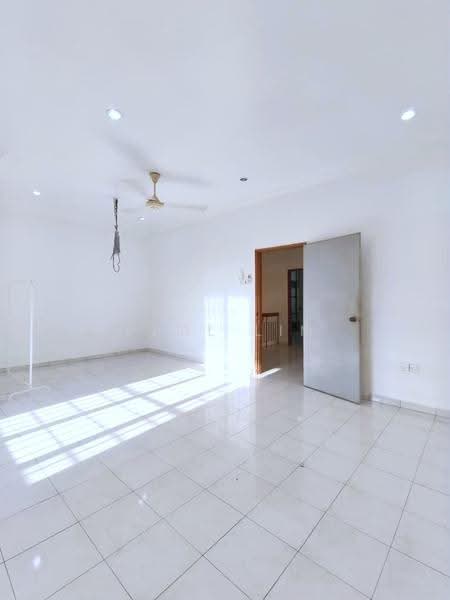 Rumah Teres 2-Tingkat untuk Dijual di Taman Desa Cemerlang (Ulu Tiram) - Karl Lim - Interior - PropertyGuru.com.my