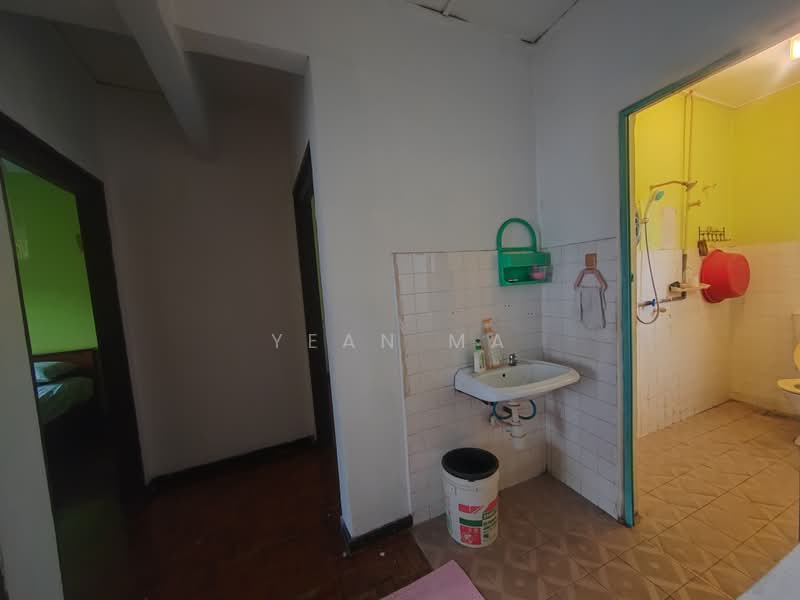 Terraced House for Sale in Bandar Country Homes (Rawang) - Yean Ma - PropertyGuru.com.my