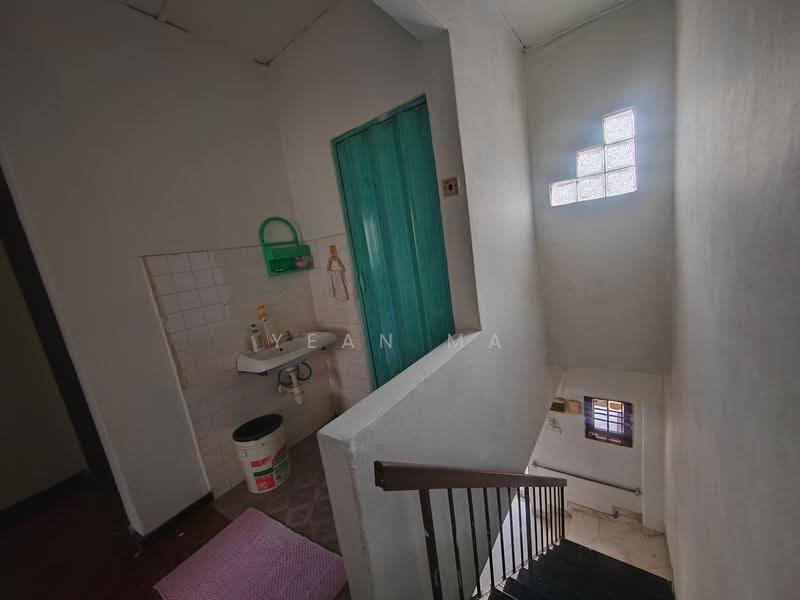 Terraced House for Sale in Bandar Country Homes (Rawang) - Yean Ma - PropertyGuru.com.my
