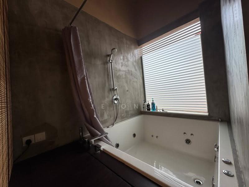 1.5-storey Terraced House for Sale in Johor Bahru (Johor) - JE ONG - Bathroom - PropertyGuru.com.my