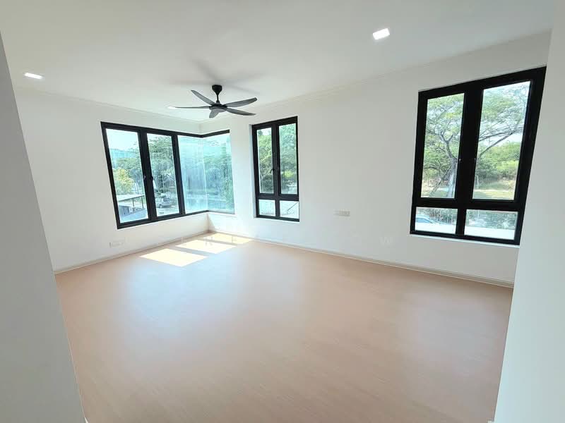 Rumah Teres 2-Tingkat untuk Disewa di Setia Tropika (Johor Bahru) - Serene Low - PropertyGuru.com.my