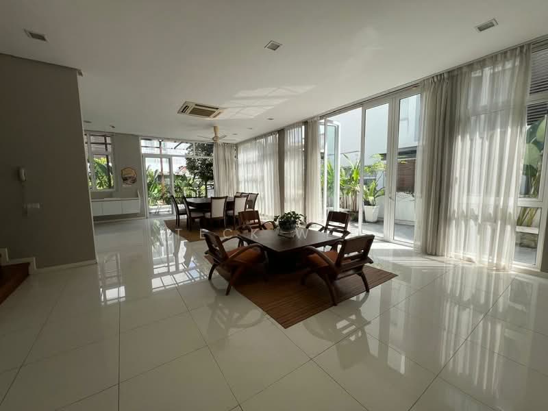 Rumah Berkembar untuk Disewa di Ampang Jaya (Ampang) - Teck Wee - Dining Room - PropertyGuru.com.my