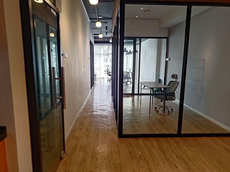 Office for Rent in Taman Connaught (Cheras) - Sean Ng - Corridor - PropertyGuru.com.my