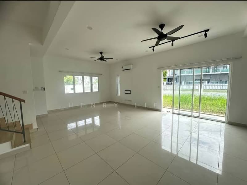 Rumah Teres 2-Tingkat untuk Dijual di Cyberjaya (Selangor) - Henry Liew - Living Room - PropertyGuru.com.my