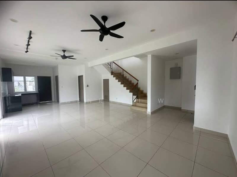 Rumah Teres 2-Tingkat untuk Dijual di Cyberjaya (Selangor) - Henry Liew - Living Room - PropertyGuru.com.my