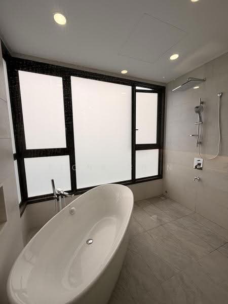 Kediaman Servis untuk Disewa di Jendela Residences - Fiona Chin - Bathroom - PropertyGuru.com.my