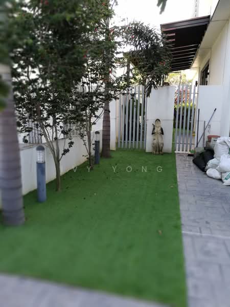 Semi-Detached House for Sale in Cyberjaya (Selangor) - Ivy Yong - Garden - PropertyGuru.com.my