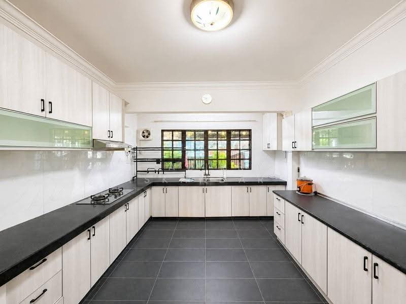 2-storey Terraced House for Sale in Ampang Jaya (Ampang) - Shaziery Iskandar - Kitchen - PropertyGuru.com.my