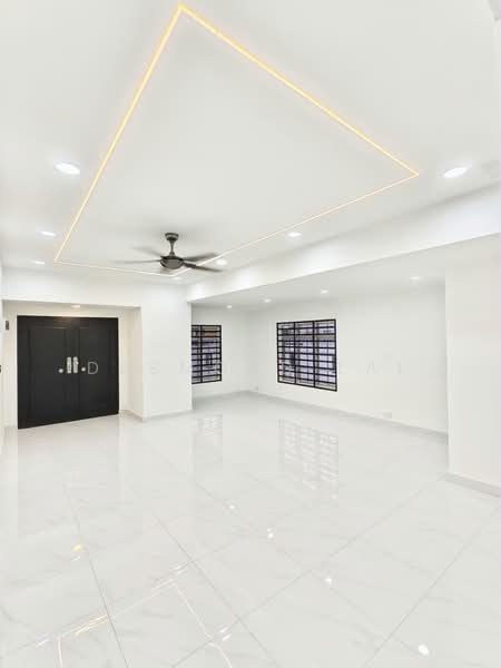 1-storey Terraced House for Sale in Taman Johor Jaya (Johor Bahru) - Desmond Lai - Living Room - PropertyGuru.com.my