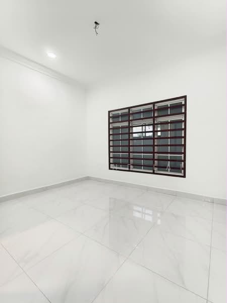 1-storey Terraced House for Sale in Taman Johor Jaya (Johor Bahru) - Desmond Lai - Interior - PropertyGuru.com.my