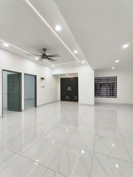 1-storey Terraced House for Sale in Taman Johor Jaya (Johor Bahru) - Desmond Lai - Living Room - PropertyGuru.com.my