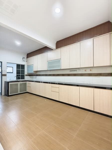 1-storey Terraced House for Sale in Taman Johor Jaya (Johor Bahru) - Desmond Lai - Kitchen - PropertyGuru.com.my