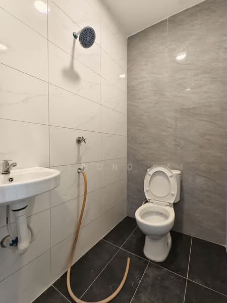 1-storey Terraced House for Sale in Taman Johor Jaya (Johor Bahru) - Desmond Lai - Bathroom - PropertyGuru.com.my