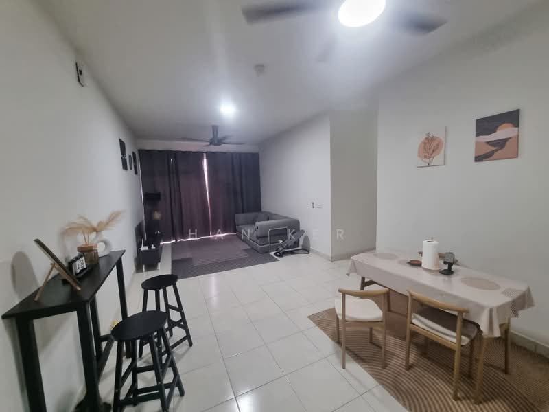 Pangsapuri untuk Dijual di Harmoni 1 - Han Ker - Living Room - PropertyGuru.com.my