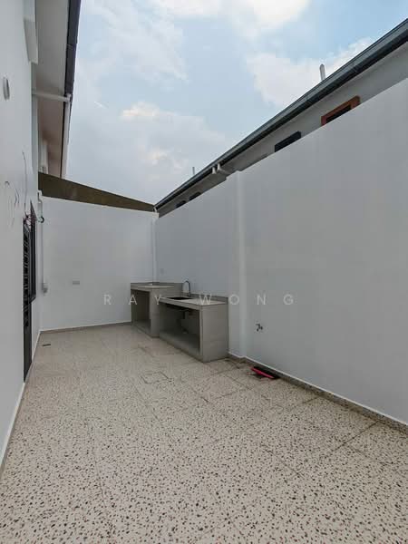 Rumah Teres 2-Tingkat untuk Dijual di Setia Tropika (Johor Bahru) - Ray Wong - Exterior - PropertyGuru.com.my