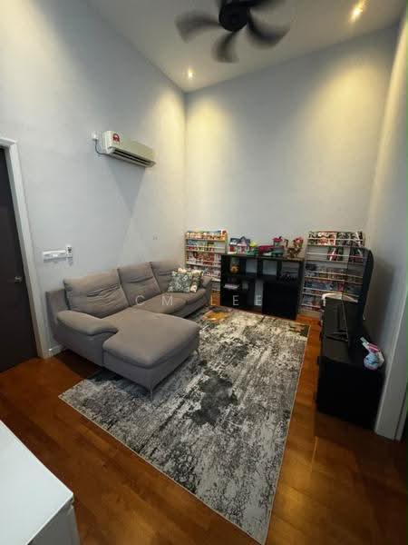 2-storey Terraced House for Sale in Bandar Seri Coalfields (Sungai Buloh) - CM Lee - Living Room - PropertyGuru.com.my