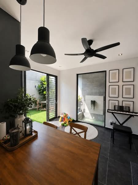 2-storey Terraced House for Sale in Bandar Seri Coalfields (Sungai Buloh) - CM Lee - Dining Room - PropertyGuru.com.my