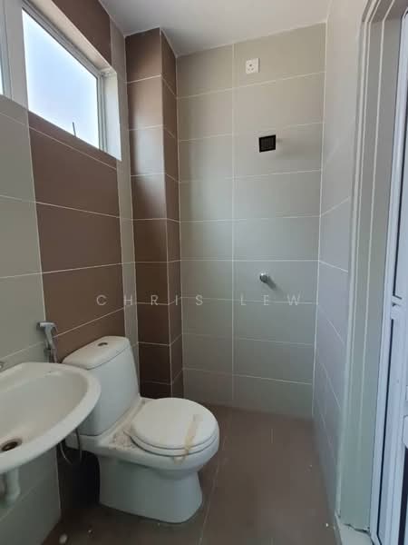 Rumah Teres 2-Tingkat untuk Disewa di Lahat (Perak) - CHRIS LEW - Bathroom - PropertyGuru.com.my