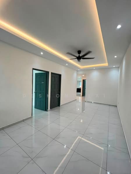 1-storey Terraced House for Sale in Taman Johor Jaya (Johor Bahru) - Desmond Lai - Living Room - PropertyGuru.com.my