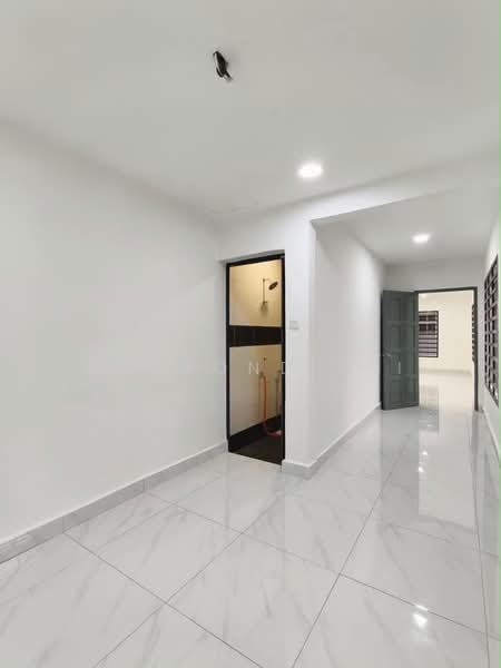 1-storey Terraced House for Sale in Taman Johor Jaya (Johor Bahru) - Desmond Lai - Interior - PropertyGuru.com.my