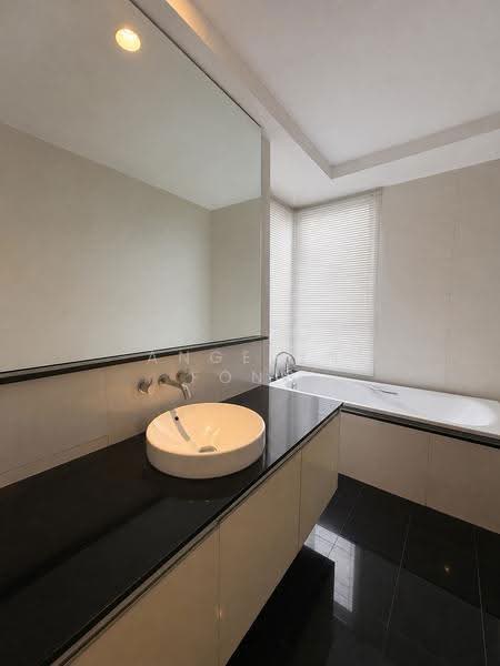 Kondominium untuk Disewa di Kiaraville - Angelyn Fong - Bathroom - PropertyGuru.com.my