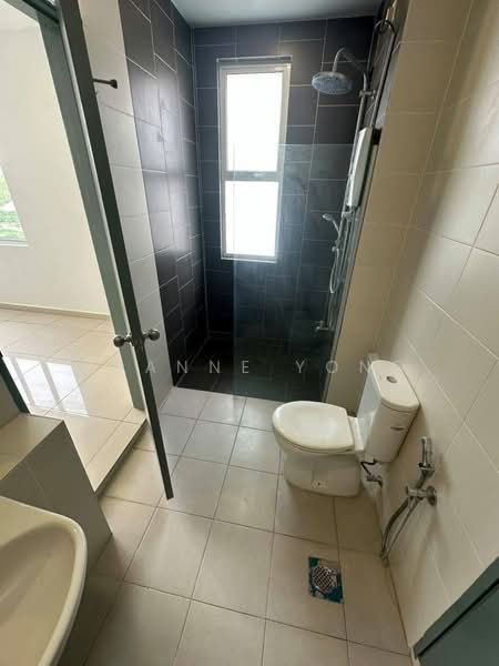 Rumah Kluster untuk Dijual di Iskandar Puteri (Nusajaya) (Johor) - Joanne Yong - Bathroom - PropertyGuru.com.my