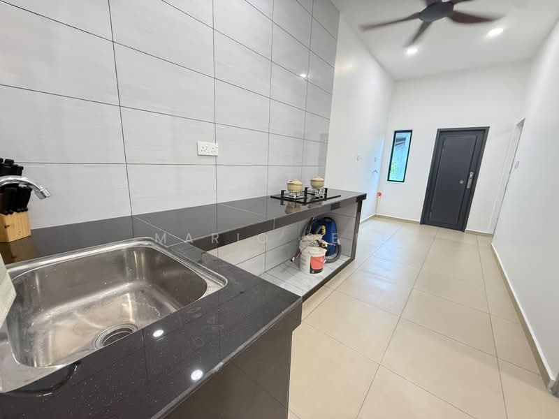 Rumah Teres 1-Tingkat untuk Dijual di Kuala Sungai Baru (Melaka) - Mario Seet - Kitchen - PropertyGuru.com.my