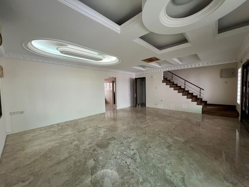 Semi-Detached House for Sale in Taman Naga Emas (Salak South) - Choo Kah Mun - Living Room - PropertyGuru.com.my
