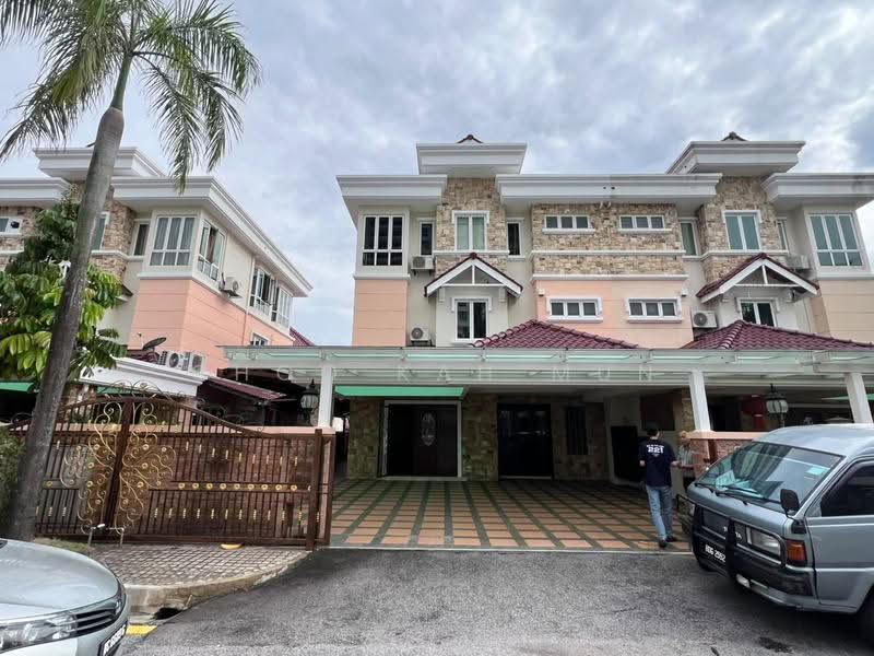 Semi-Detached House for Sale in Taman Naga Emas (Salak South) - Choo Kah Mun - Exterior - PropertyGuru.com.my