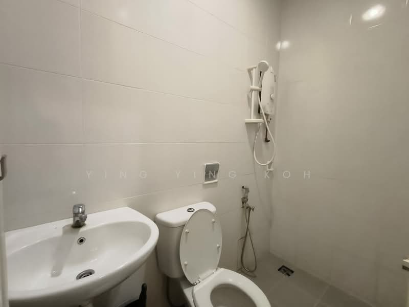 Kondominium untuk Dijual di Amarin Wickham - Ying Ying Koh - Bathroom - PropertyGuru.com.my