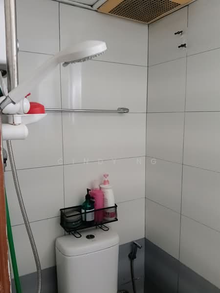 Pangsapuri untuk Dijual di Subang Perdana Goodyear Court 10 - Cindy Ng - Bathroom - PropertyGuru.com.my