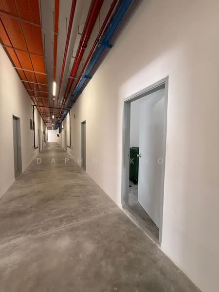 Kedai untuk Disewa di Persiaran Mahsuri (Bayan Baru) - Daphne Khor - Corridor - PropertyGuru.com.my