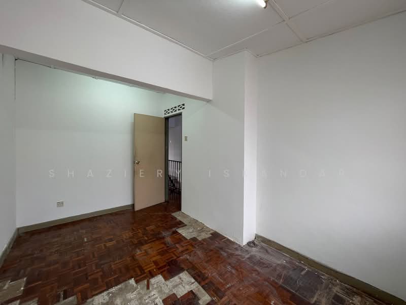 2-storey Terraced House for Sale in Batu Caves (Selangor) - Shaziery Iskandar - PropertyGuru.com.my