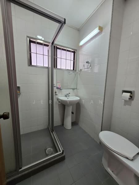 Bungalow House for Sale in Taman Desa (Kuala Lumpur) - Jercy Tan - Bathroom - PropertyGuru.com.my